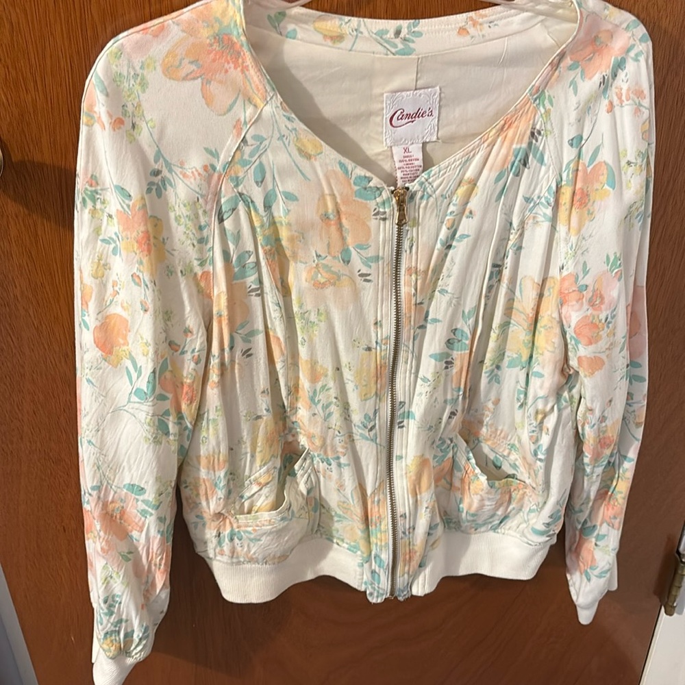 Like new Candies size XL soft jacket